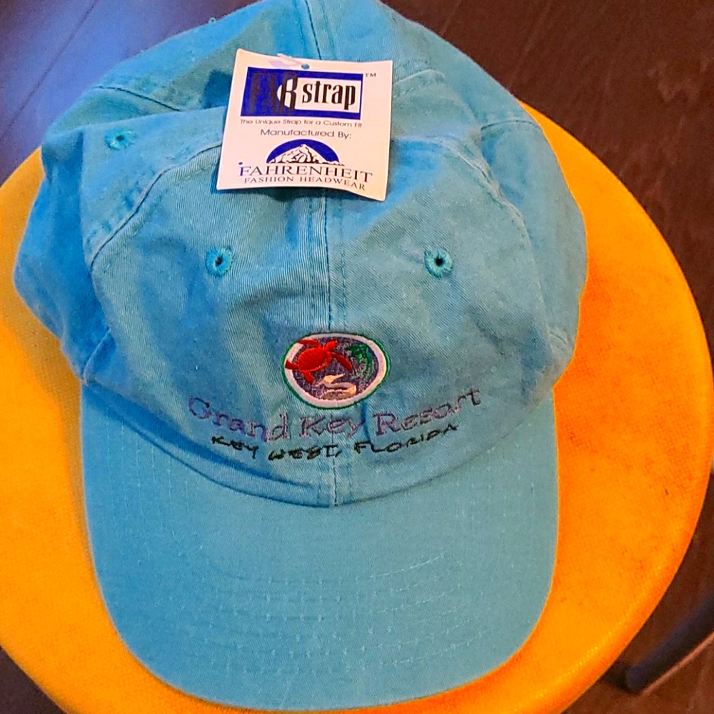 Fahrenheit Fashion Headwear Hat NWT